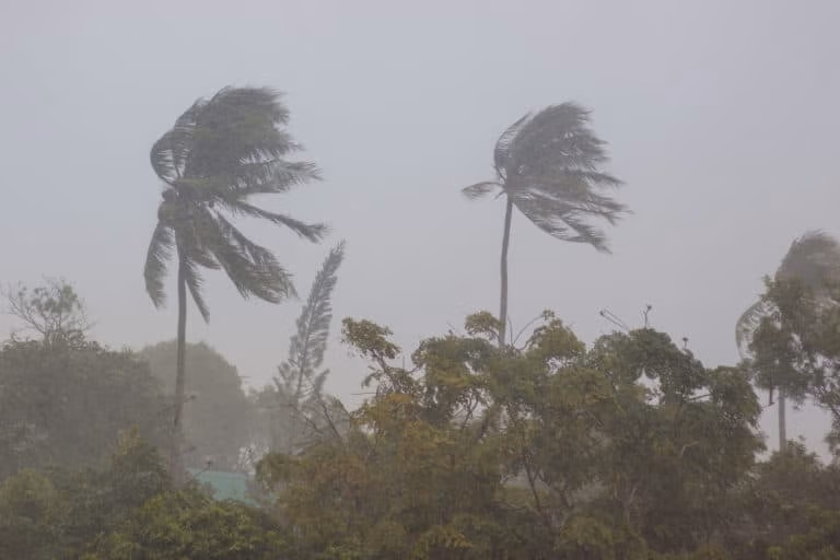 How Does a Wind Hail Deductible Work