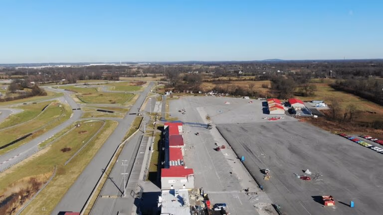 Commercial Roofing Services that Save Money