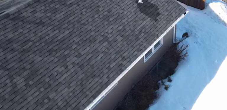 How to remove snow from a roof